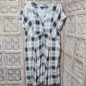 Torrid Black and Yellow Plaid Pocketed Dress